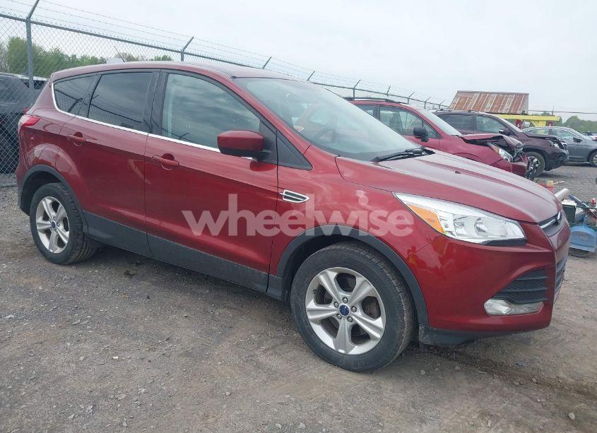 2014 Ford Escape SE (VIN 1FMCU9GX0EUD90716) main photo