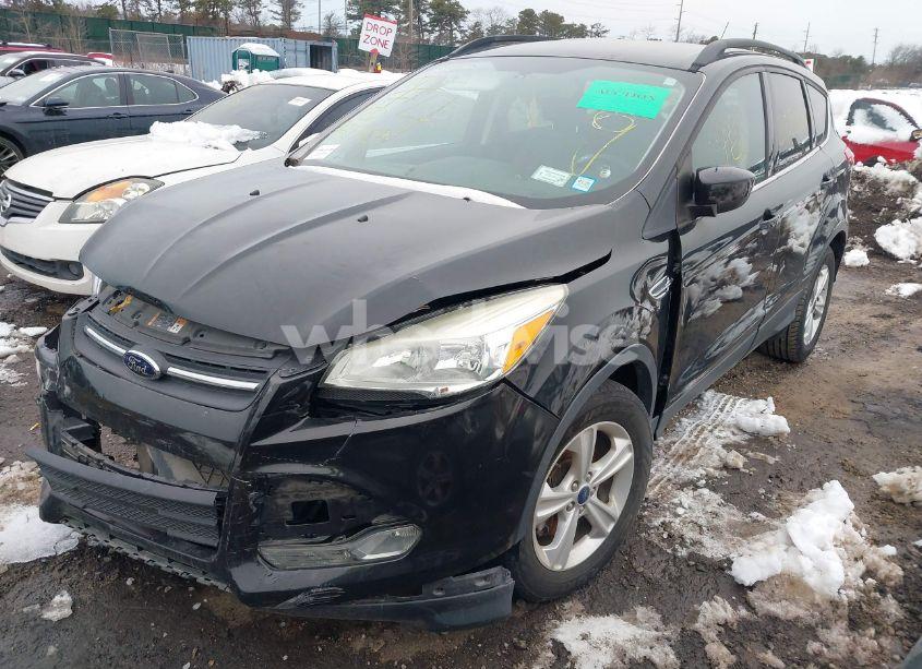 Photo 2 of 2014 Ford Escape SE (VIN 1FMCU9GX0EUE18210)