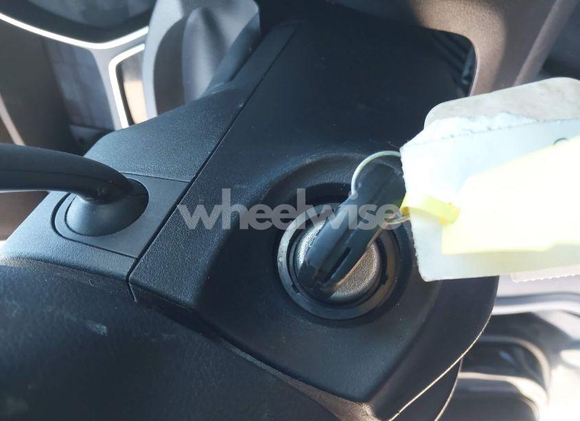 Photo 11 of 2015 Ford Escape SE (VIN 1FMCU9GX0FUA56316)