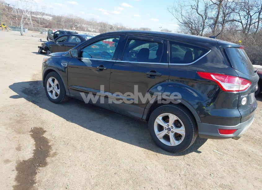 Photo 3 of 2015 Ford Escape SE (VIN 1FMCU9GX0FUA56316)
