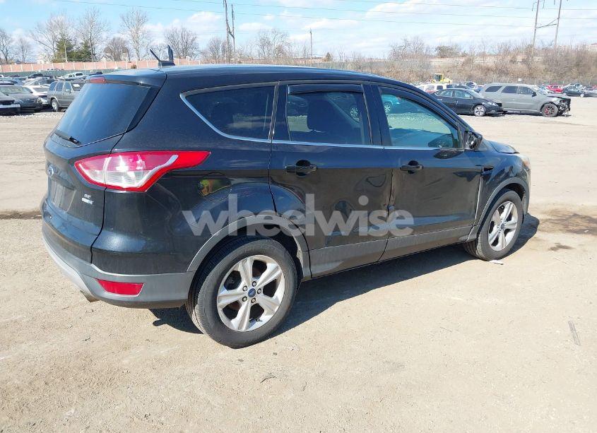 Photo 4 of 2015 Ford Escape SE (VIN 1FMCU9GX0FUA56316)