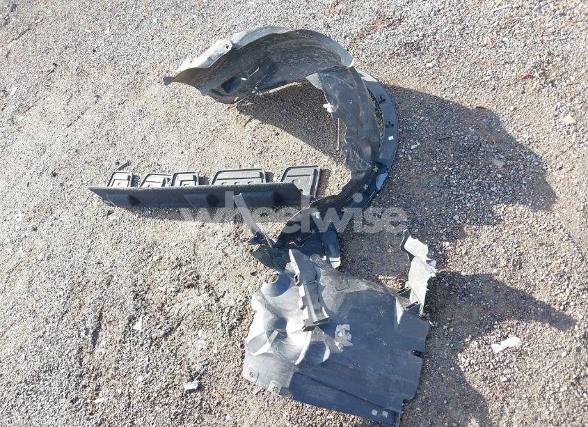 Photo 12 of 2015 Ford Escape SE (VIN 1FMCU9GX0FUA89364)