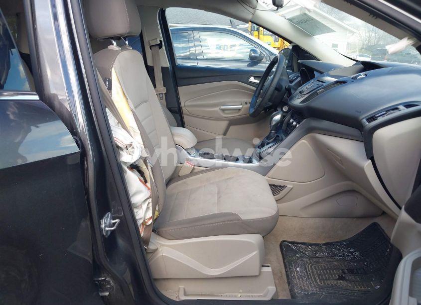 Photo 5 of 2015 Ford Escape SE (VIN 1FMCU9GX0FUA89364)