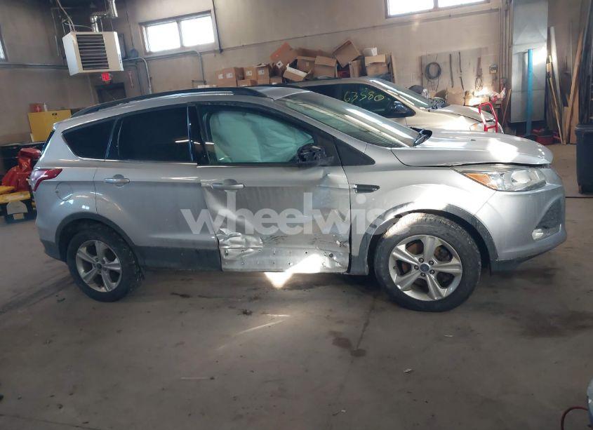 Photo 14 of 2015 Ford Escape SE (VIN 1FMCU9GX0FUB21102)