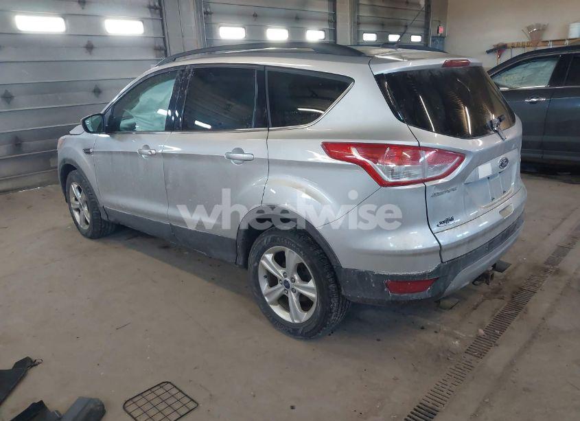 Photo 3 of 2015 Ford Escape SE (VIN 1FMCU9GX0FUB21102)