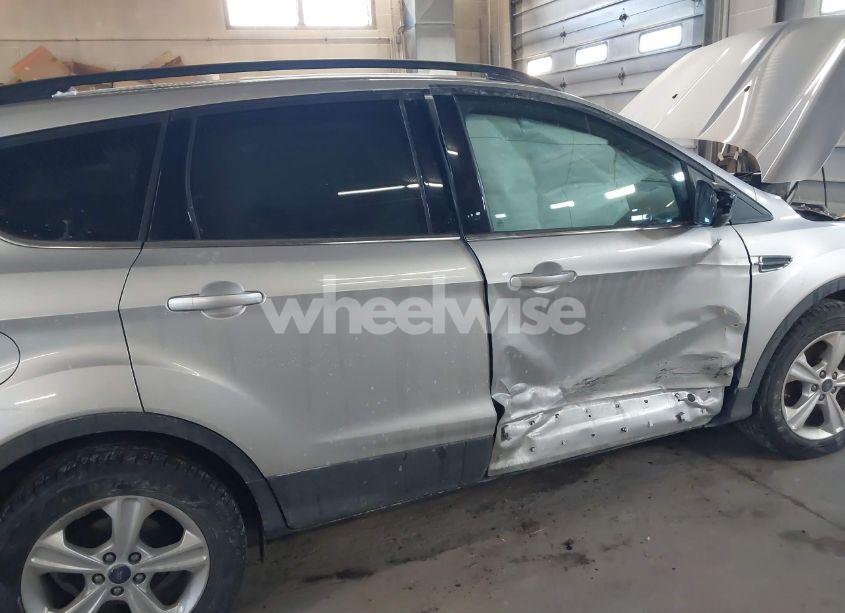 Photo 6 of 2015 Ford Escape SE (VIN 1FMCU9GX0FUB21102)