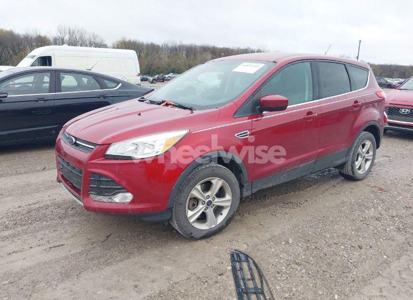 Photo 2 of 2015 Ford Escape SE (VIN 1FMCU9GX0FUB46789)