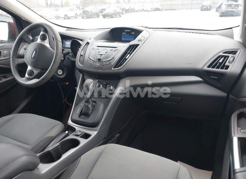 Photo 5 of 2015 Ford Escape SE (VIN 1FMCU9GX0FUB46789)