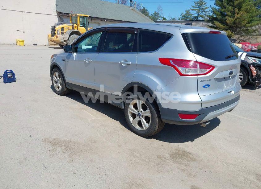 Photo 3 of 2015 Ford Escape SE (VIN 1FMCU9GX0FUB99881)
