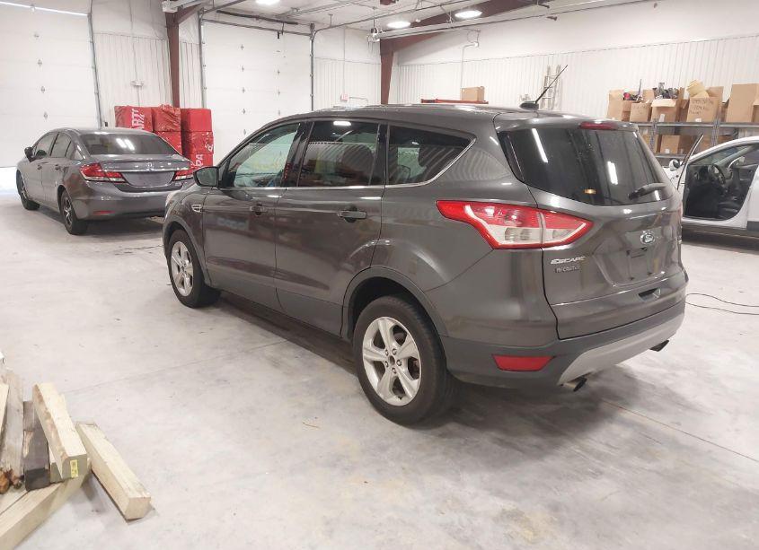 Photo 3 of 2015 Ford Escape SE (VIN 1FMCU9GX0FUC35911)