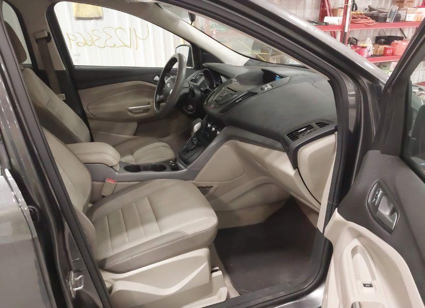 Photo 5 of 2015 Ford Escape SE (VIN 1FMCU9GX0FUC35911)