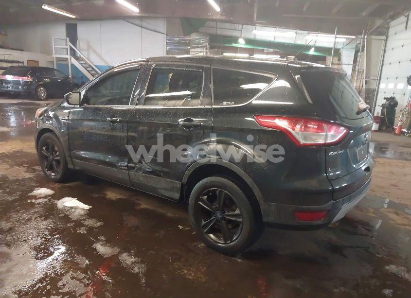 Photo 3 of 2015 Ford Escape SE (VIN 1FMCU9GX0FUC52868)