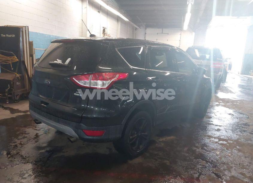 Photo 4 of 2015 Ford Escape SE (VIN 1FMCU9GX0FUC52868)