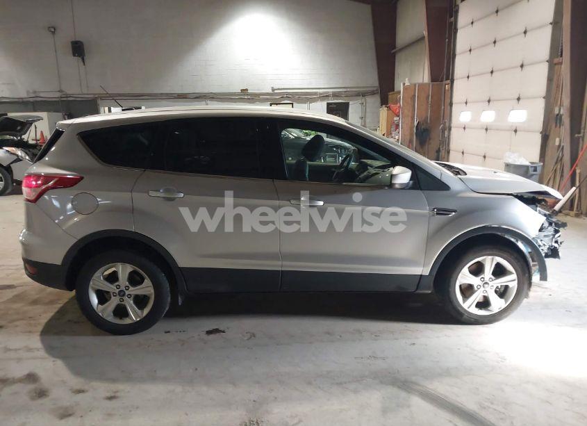 Photo 14 of 2016 Ford Escape SE (VIN 1FMCU9GX0GUA01754)