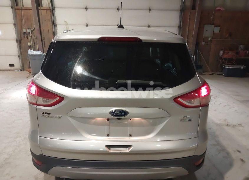 Photo 17 of 2016 Ford Escape SE (VIN 1FMCU9GX0GUA01754)