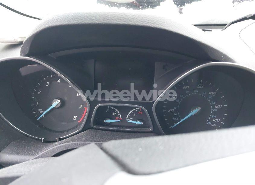 Photo 7 of 2016 Ford Escape SE (VIN 1FMCU9GX0GUA06310)