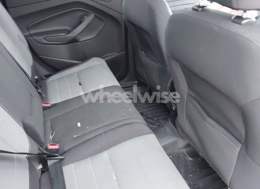 Photo 8 of 2016 Ford Escape SE (VIN 1FMCU9GX0GUA06310)