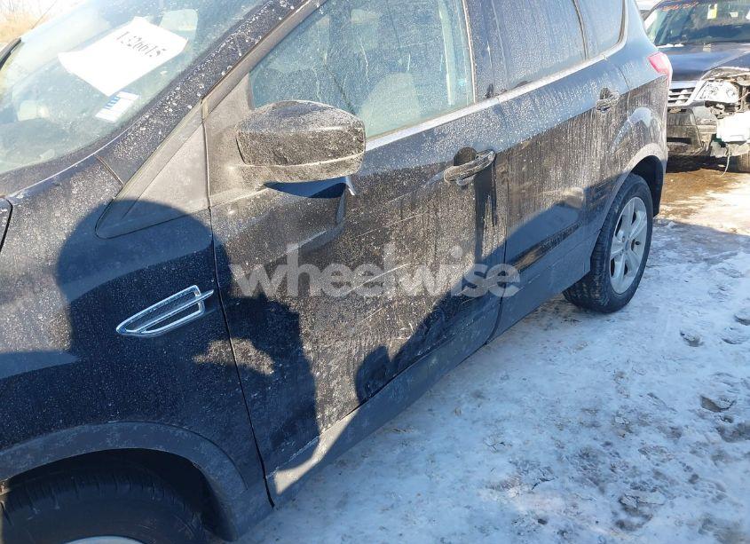 Photo 6 of 2016 Ford Escape SE (VIN 1FMCU9GX0GUA25455)