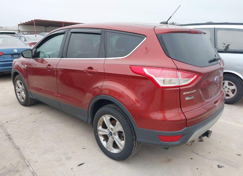 Photo 3 of 2016 Ford Escape SE (VIN 1FMCU9GX0GUA61663)