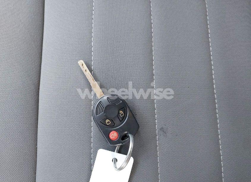 Photo 11 of 2016 Ford Escape SE (VIN 1FMCU9GX0GUA76647)