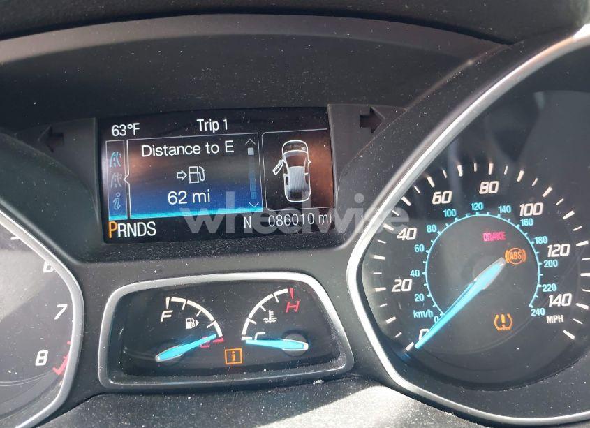Photo 16 of 2016 Ford Escape SE (VIN 1FMCU9GX0GUA76647)