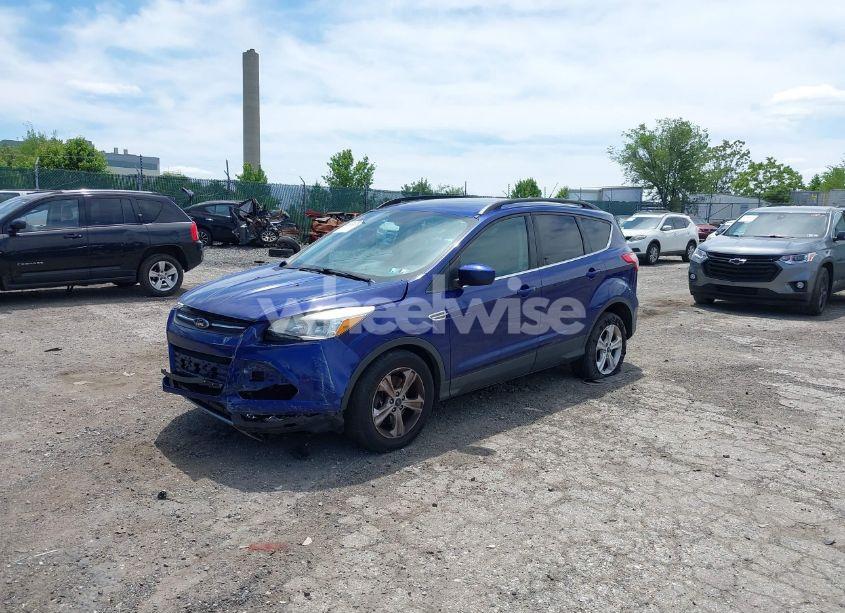 Photo 2 of 2016 Ford Escape SE (VIN 1FMCU9GX0GUA76647)