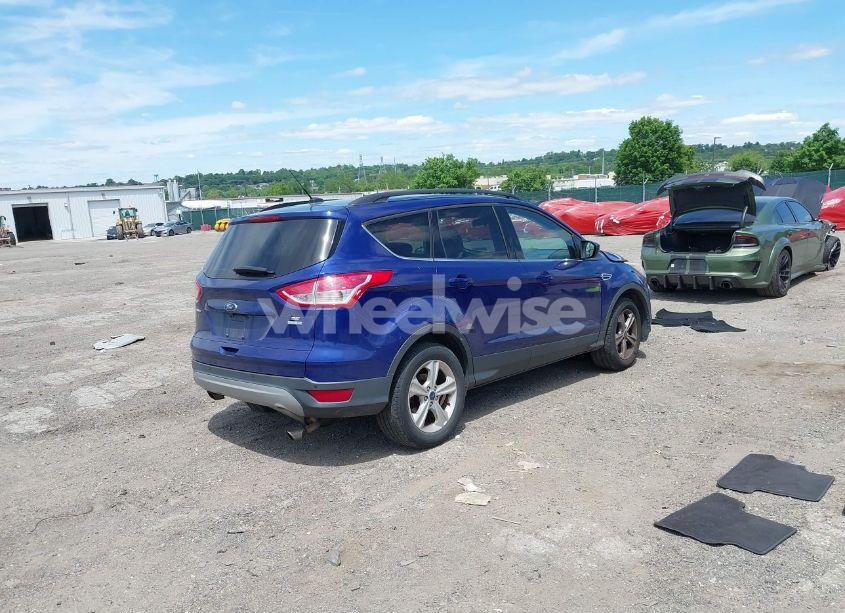 Photo 4 of 2016 Ford Escape SE (VIN 1FMCU9GX0GUA76647)