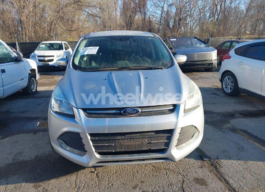 Photo 12 of 2016 Ford Escape SE (VIN 1FMCU9GX0GUB40721)