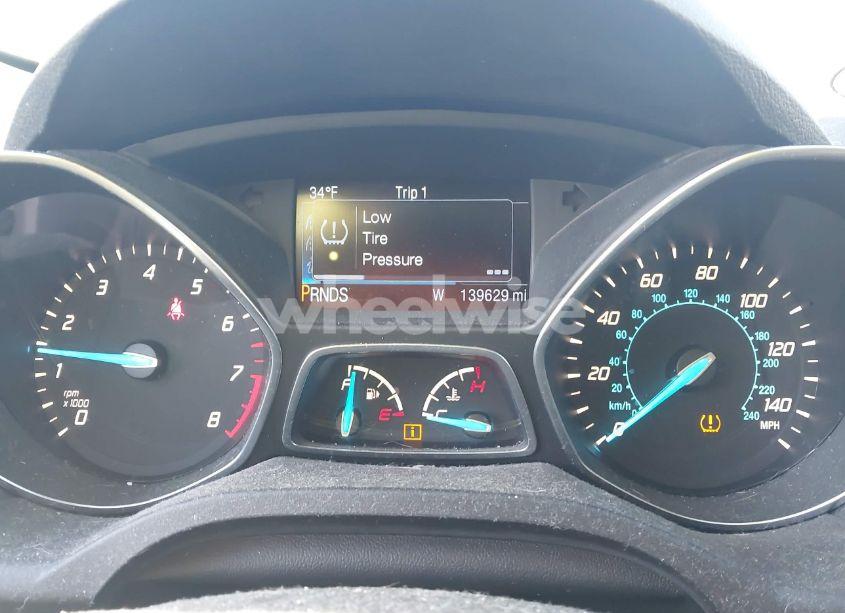 Photo 7 of 2016 Ford Escape SE (VIN 1FMCU9GX0GUB40721)