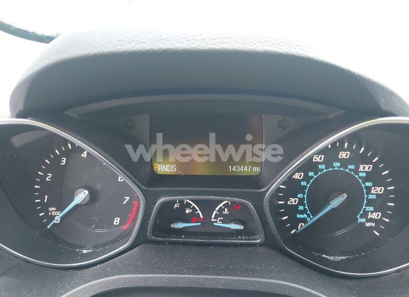 Photo 16 of 2016 Ford Escape SE (VIN 1FMCU9GX0GUB55056)