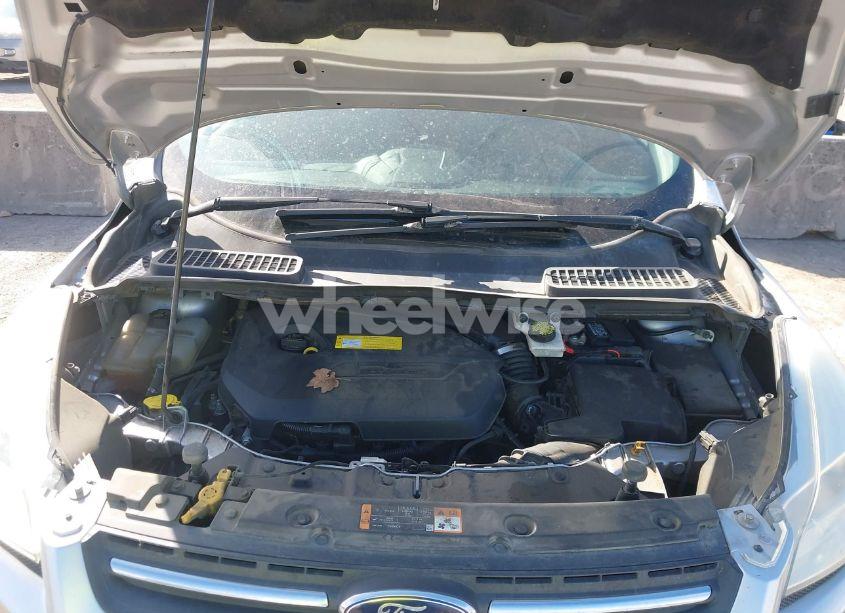 Photo 10 of 2016 Ford Escape SE (VIN 1FMCU9GX0GUB74514)