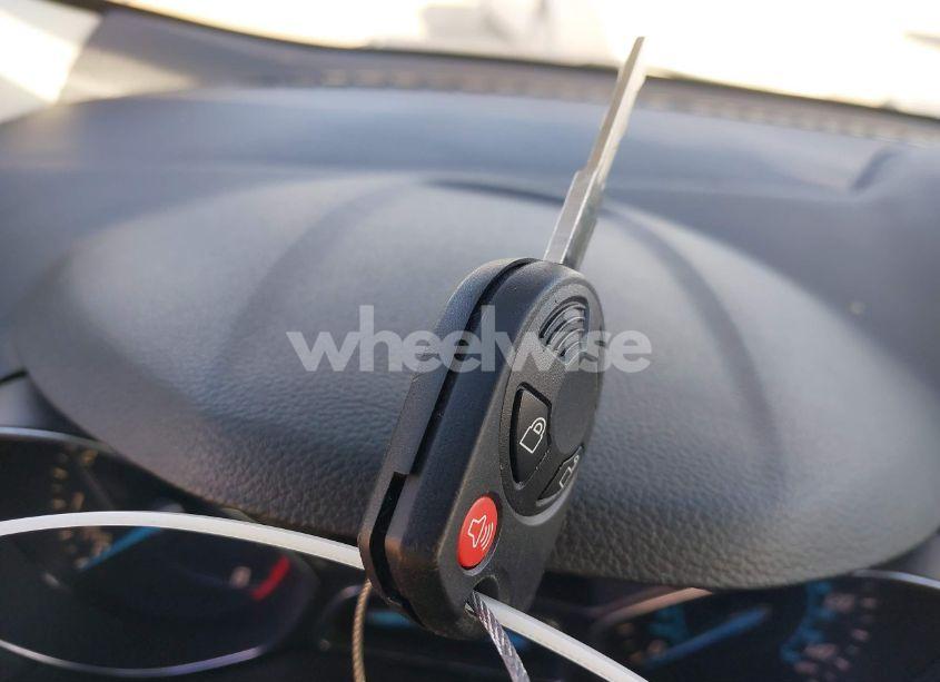 Photo 11 of 2016 Ford Escape SE (VIN 1FMCU9GX0GUB74514)