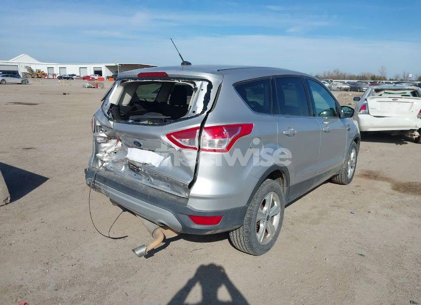 Photo 4 of 2016 Ford Escape SE (VIN 1FMCU9GX0GUB74514)
