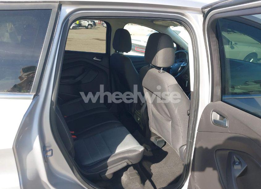 Photo 8 of 2016 Ford Escape SE (VIN 1FMCU9GX0GUB74514)