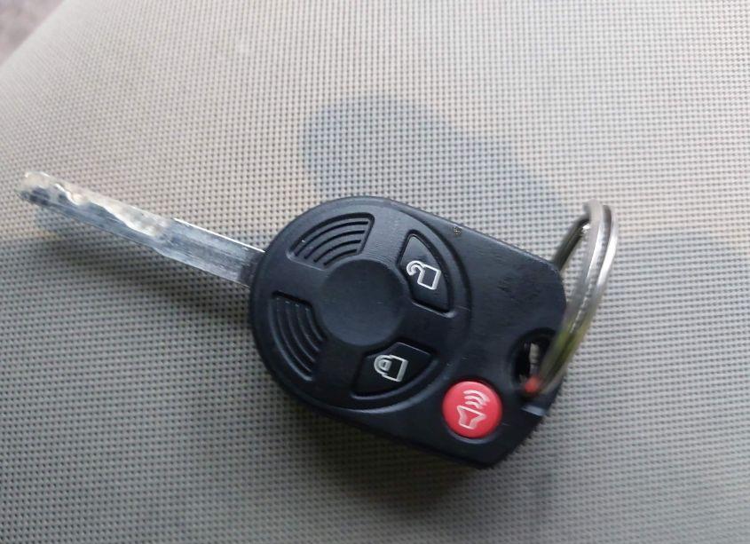 Photo 11 of 2016 Ford Escape SE (VIN 1FMCU9GX0GUB78756)