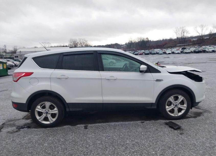 Photo 13 of 2016 Ford Escape SE (VIN 1FMCU9GX0GUB78756)