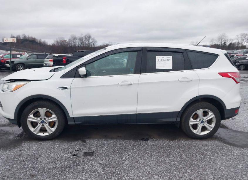 Photo 14 of 2016 Ford Escape SE (VIN 1FMCU9GX0GUB78756)