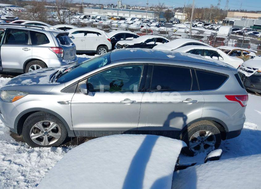 Photo 14 of 2016 Ford Escape SE (VIN 1FMCU9GX0GUB87540)