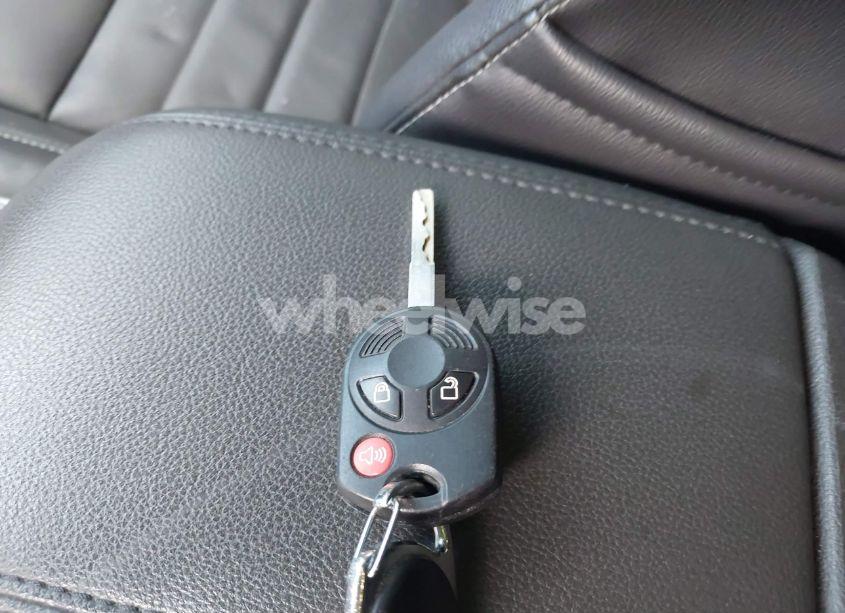 Photo 11 of 2016 Ford Escape SE (VIN 1FMCU9GX0GUB96075)