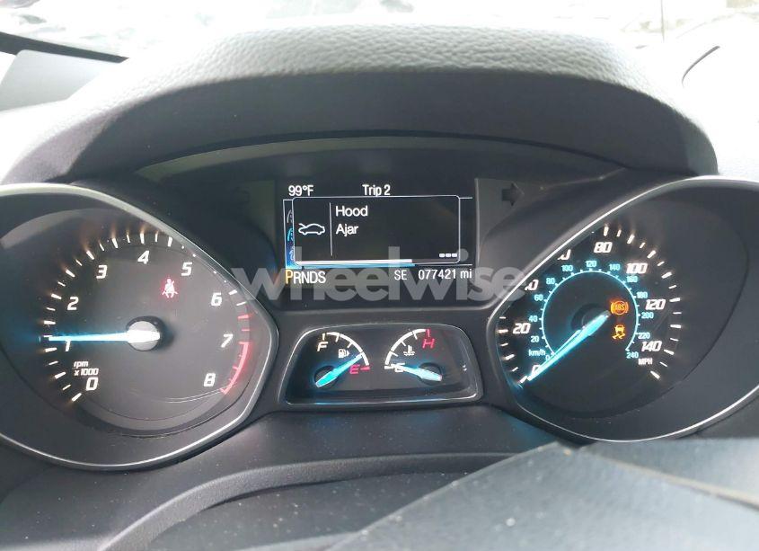 Photo 7 of 2016 Ford Escape SE (VIN 1FMCU9GX0GUB96075)