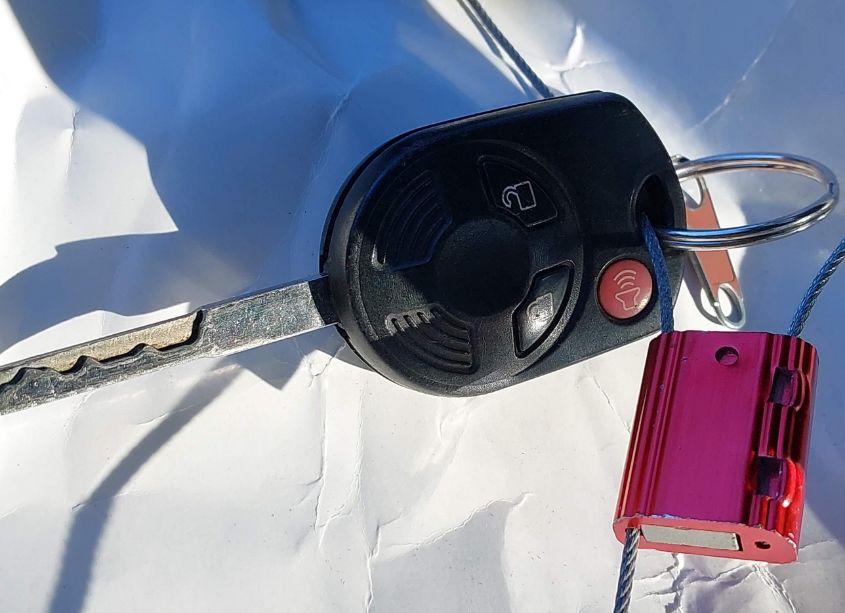 Photo 11 of 2016 Ford Escape SE (VIN 1FMCU9GX0GUC13733)