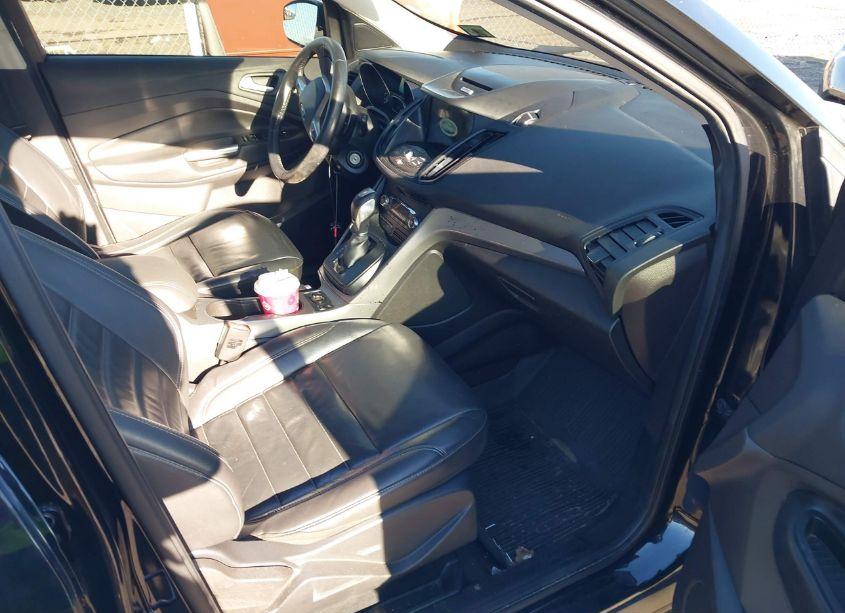 Photo 5 of 2016 Ford Escape SE (VIN 1FMCU9GX0GUC13733)