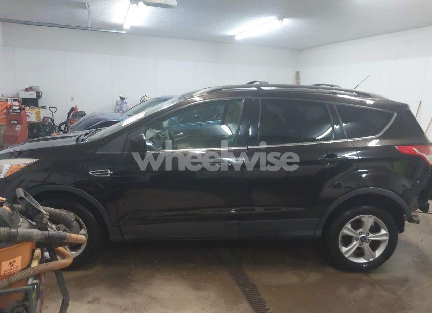 Photo 15 of 2013 Ford Escape SE (VIN 1FMCU9GX1DUA83084)