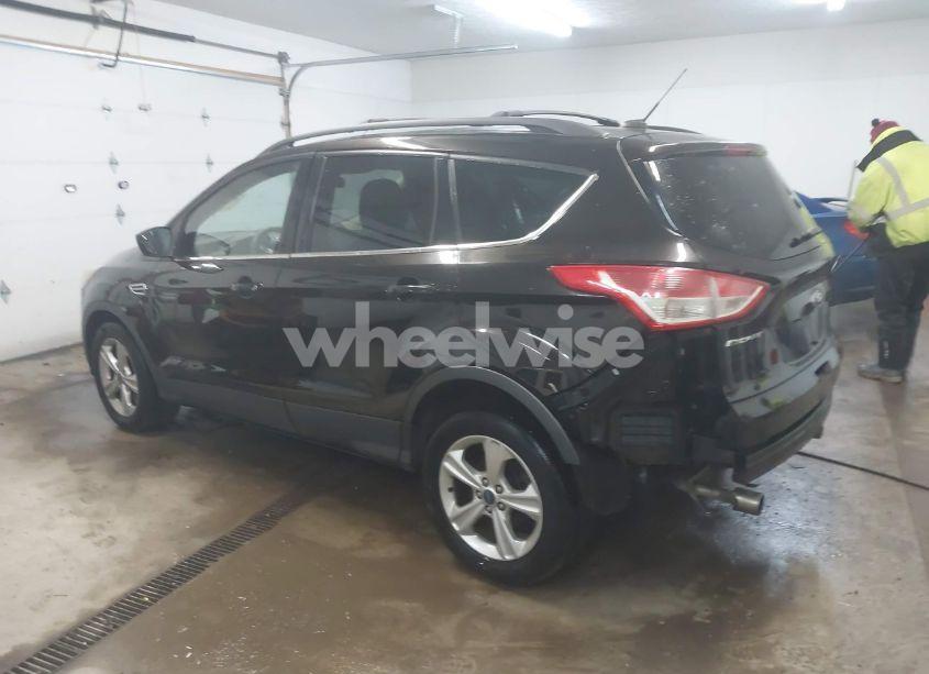 Photo 3 of 2013 Ford Escape SE (VIN 1FMCU9GX1DUA83084)