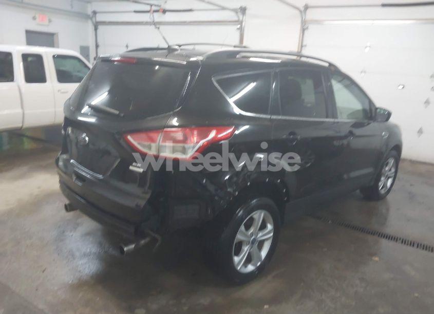 Photo 4 of 2013 Ford Escape SE (VIN 1FMCU9GX1DUA83084)