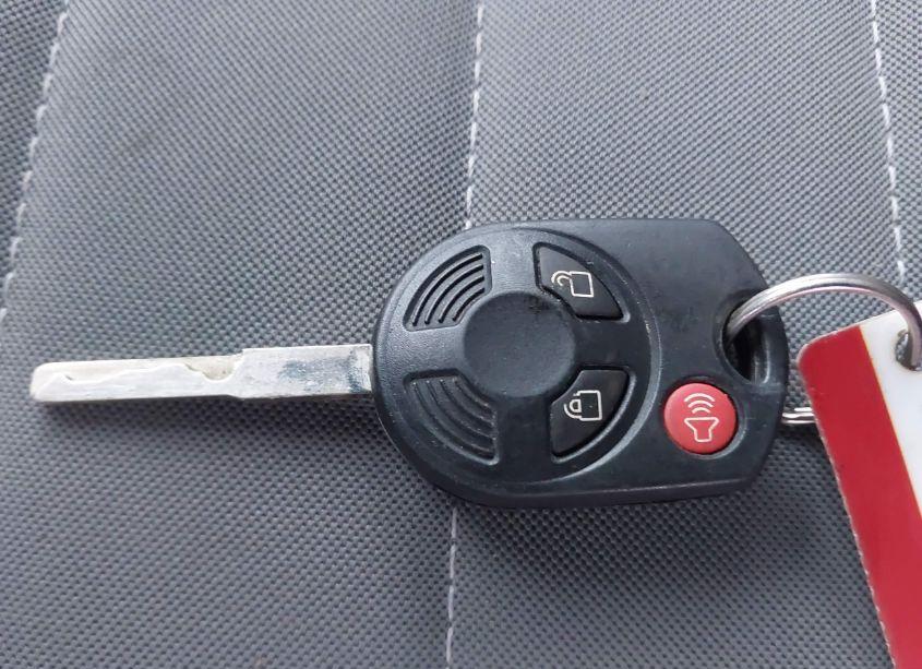 Photo 11 of 2013 Ford Escape SE (VIN 1FMCU9GX1DUA86776)