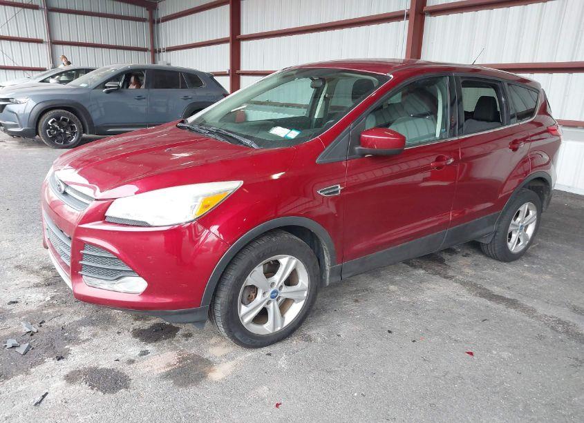 Photo 2 of 2013 Ford Escape SE (VIN 1FMCU9GX1DUB49827)