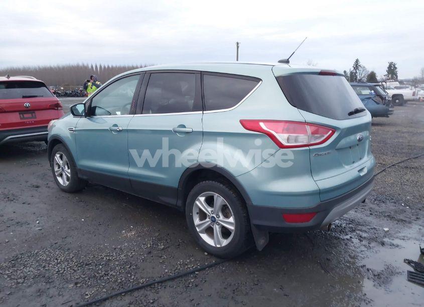 Photo 3 of 2013 Ford Escape SE (VIN 1FMCU9GX1DUB56132)