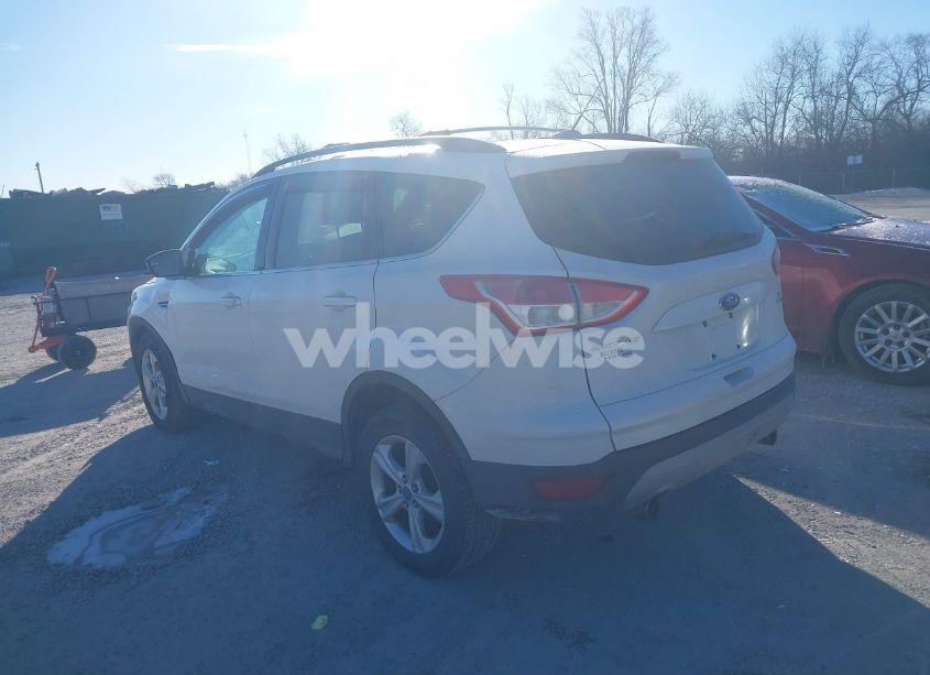 Photo 3 of 2013 Ford Escape SE (VIN 1FMCU9GX1DUC10836)