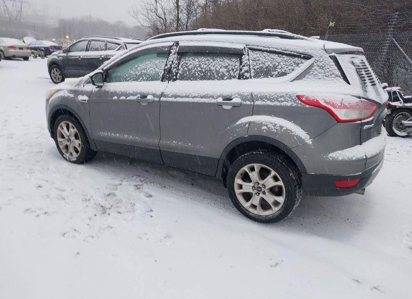 Photo 3 of 2013 Ford Escape SE (VIN 1FMCU9GX1DUC51578)